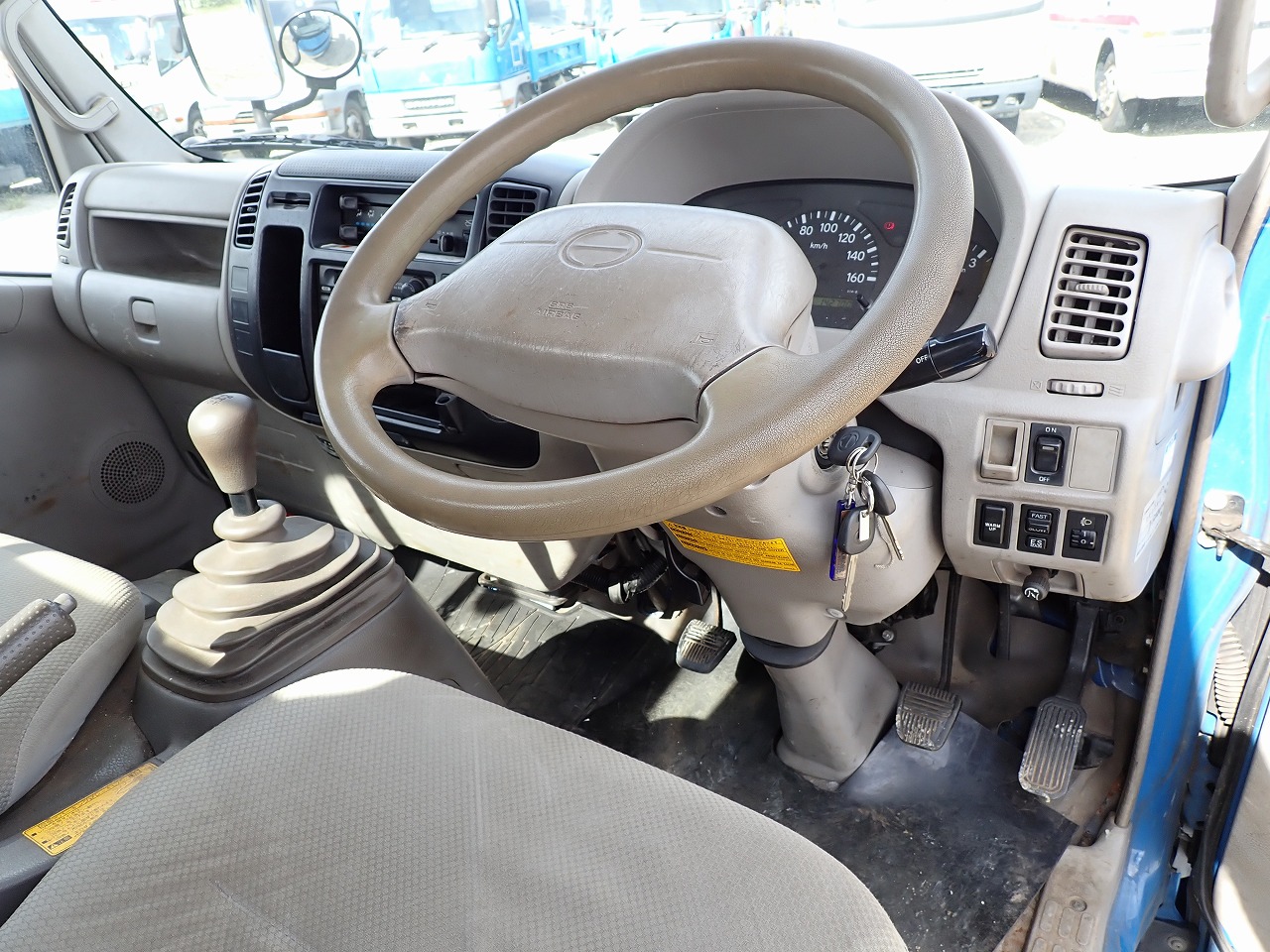 HINO Dutro