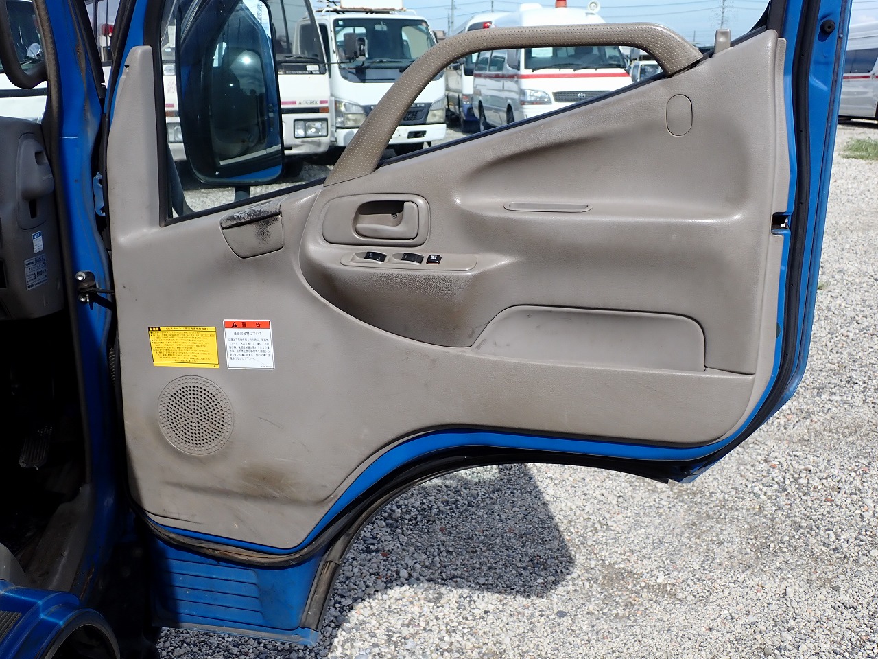 HINO Dutro