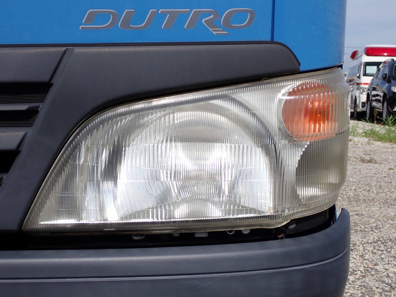 HINO Dutro