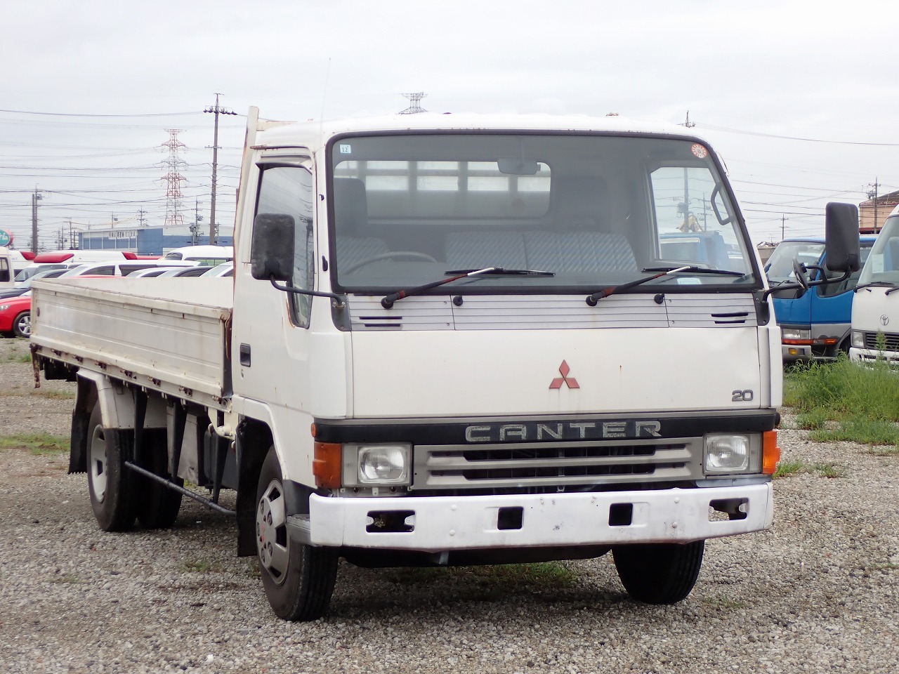 MITSUBISHI Canter