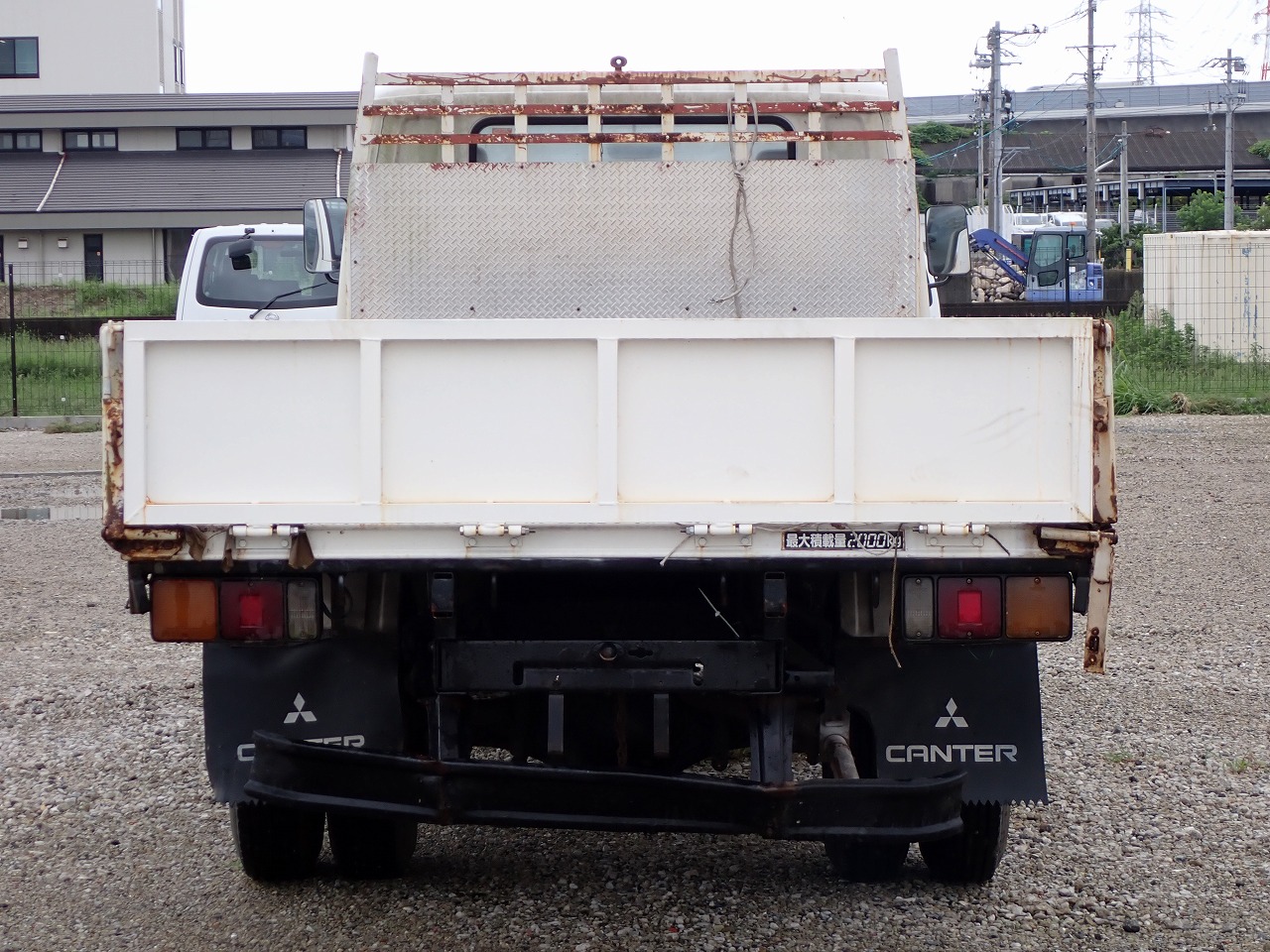 MITSUBISHI Canter