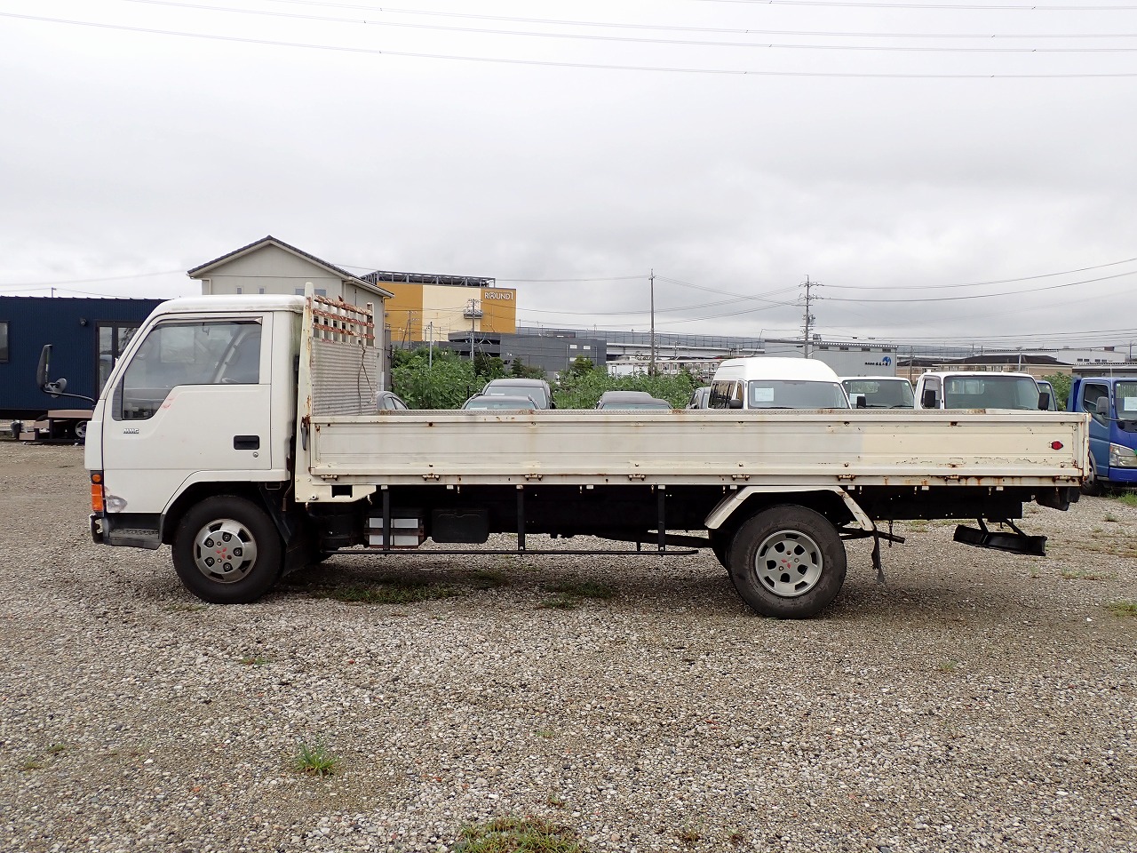 MITSUBISHI Canter