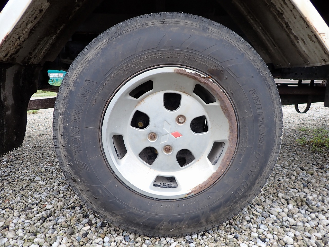 MITSUBISHI Canter