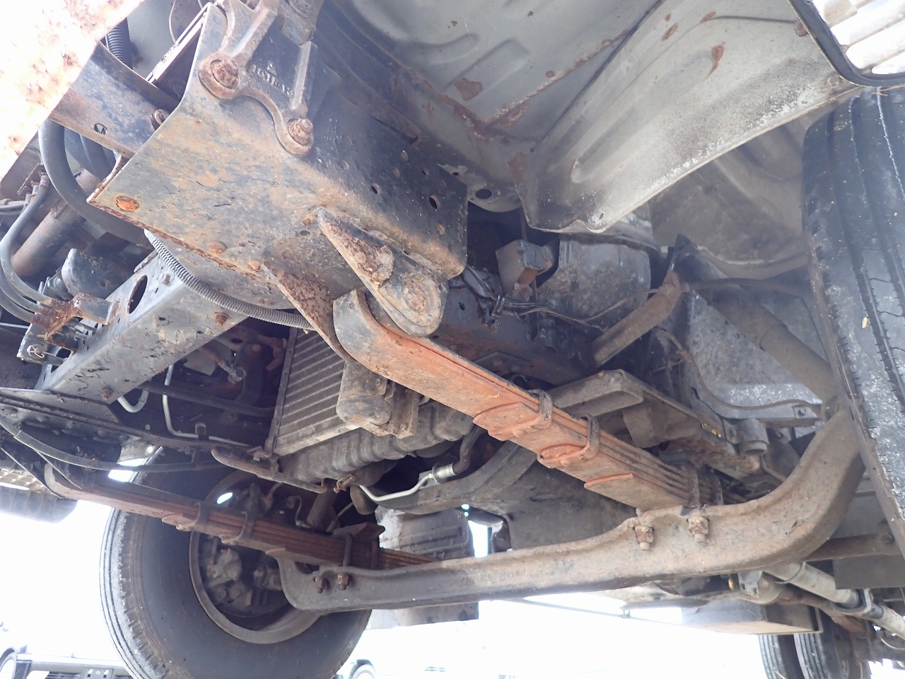 MITSUBISHI Canter