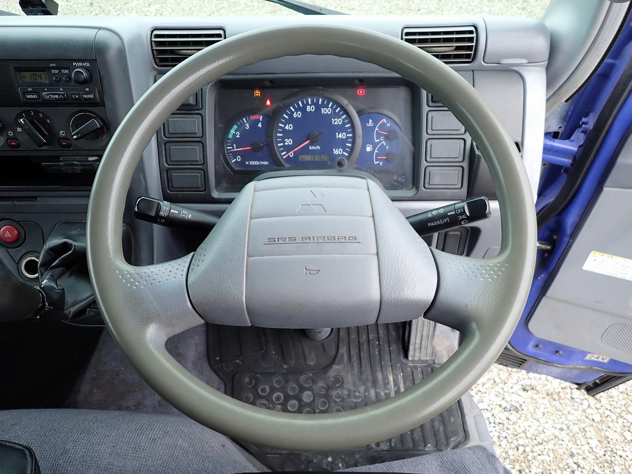 MITSUBISHI Canter