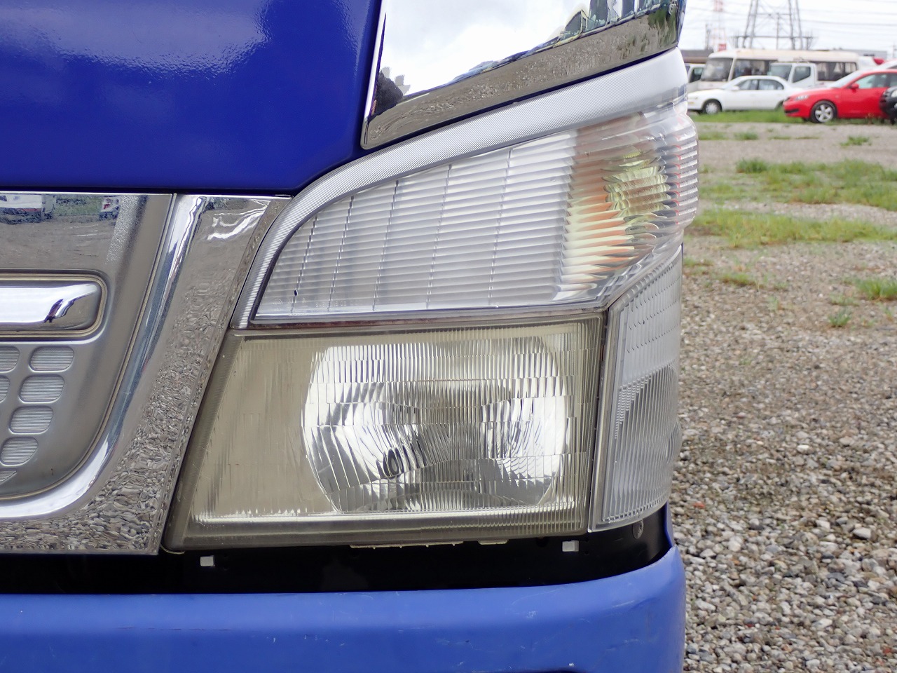 MITSUBISHI Canter