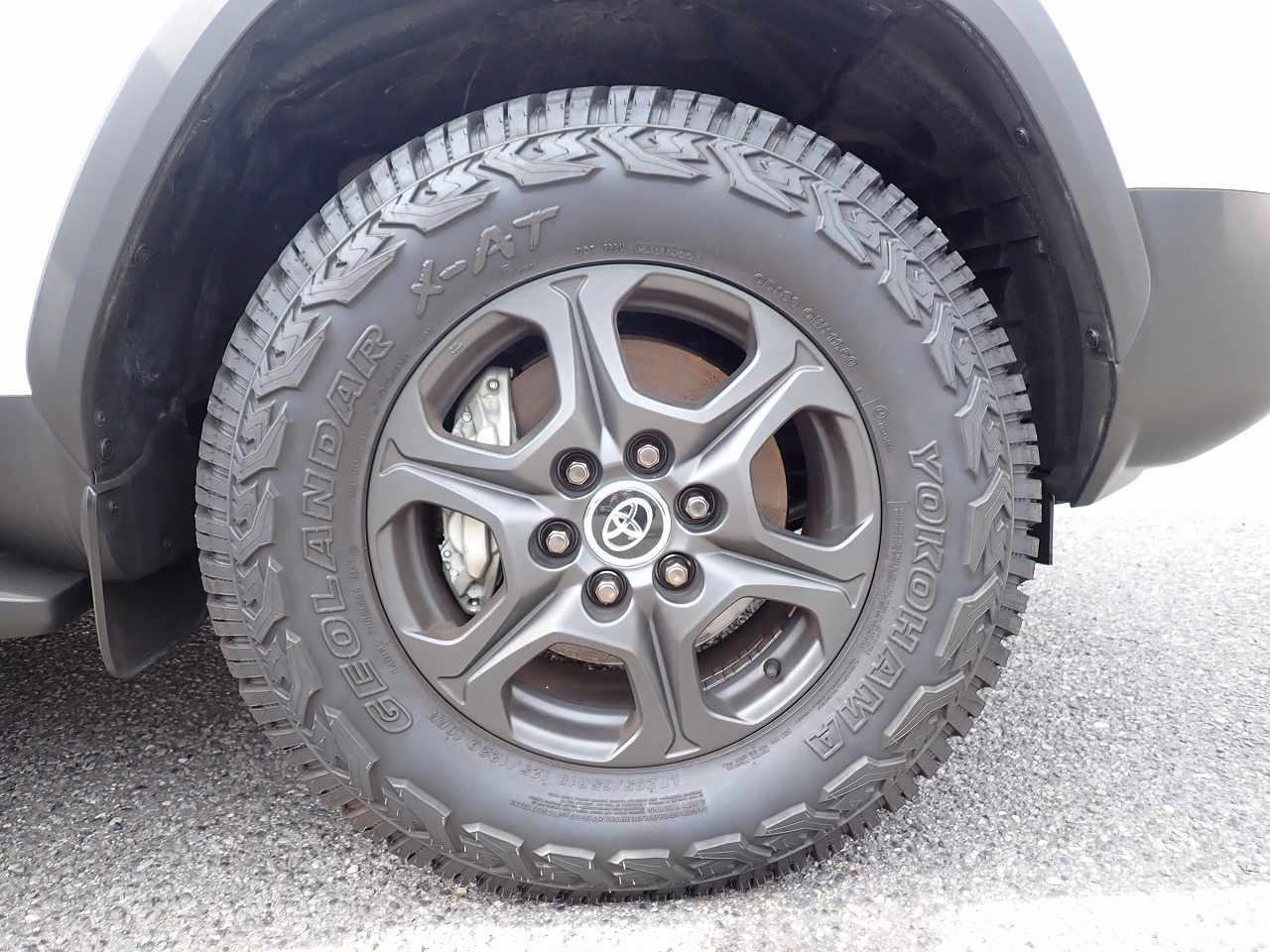 TOYOTA Land Cruiser