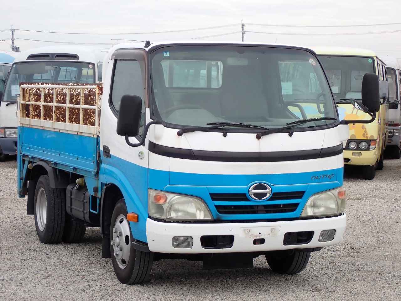 HINO Dutro