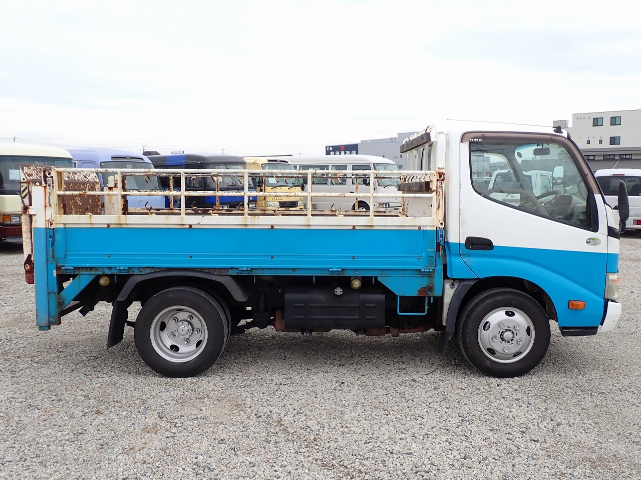 HINO Dutro