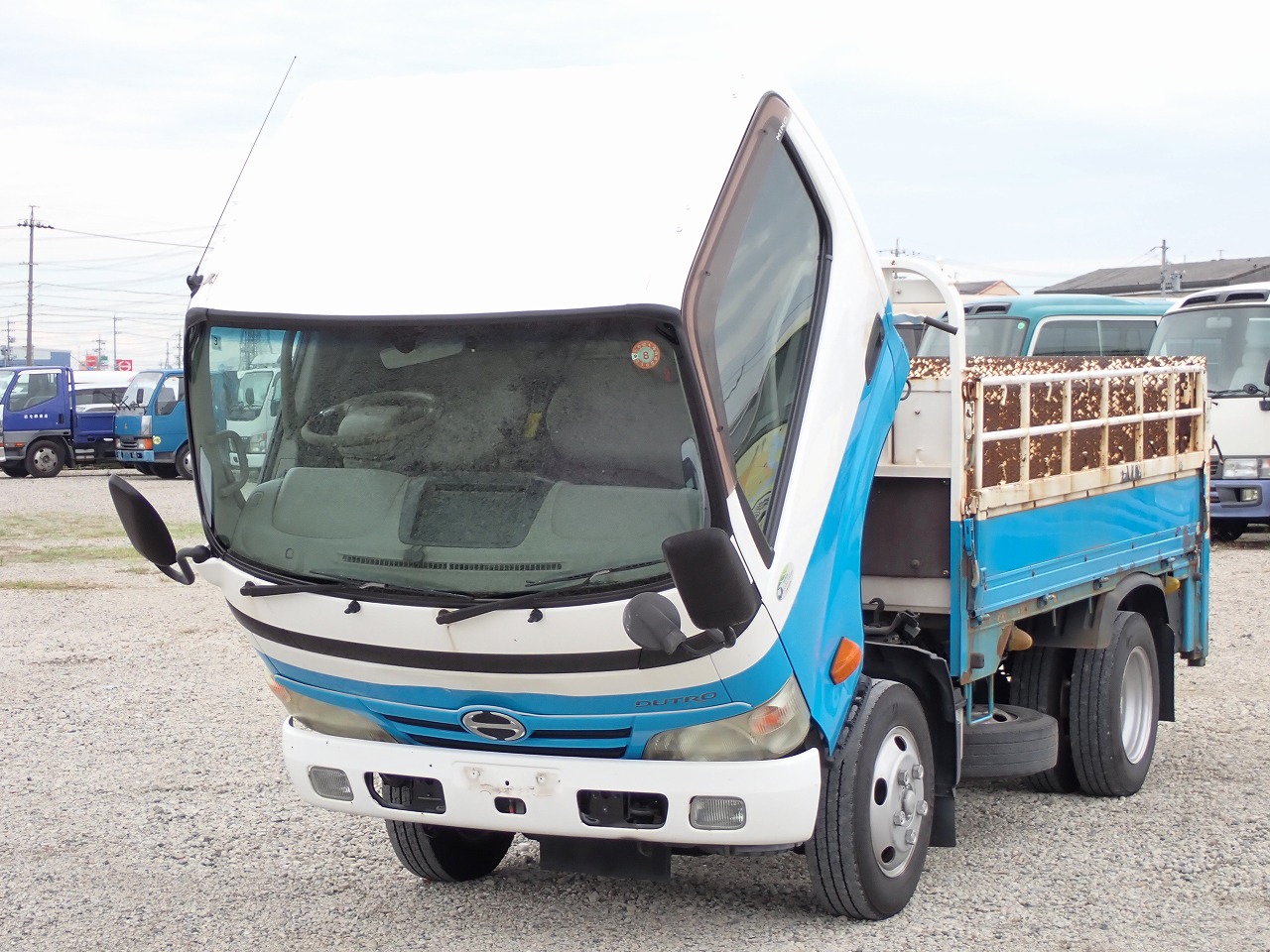 HINO Dutro