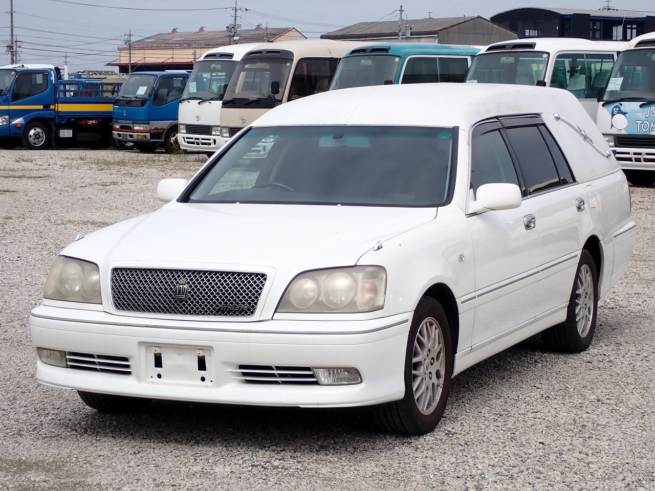 TOYOTA Crown Estate