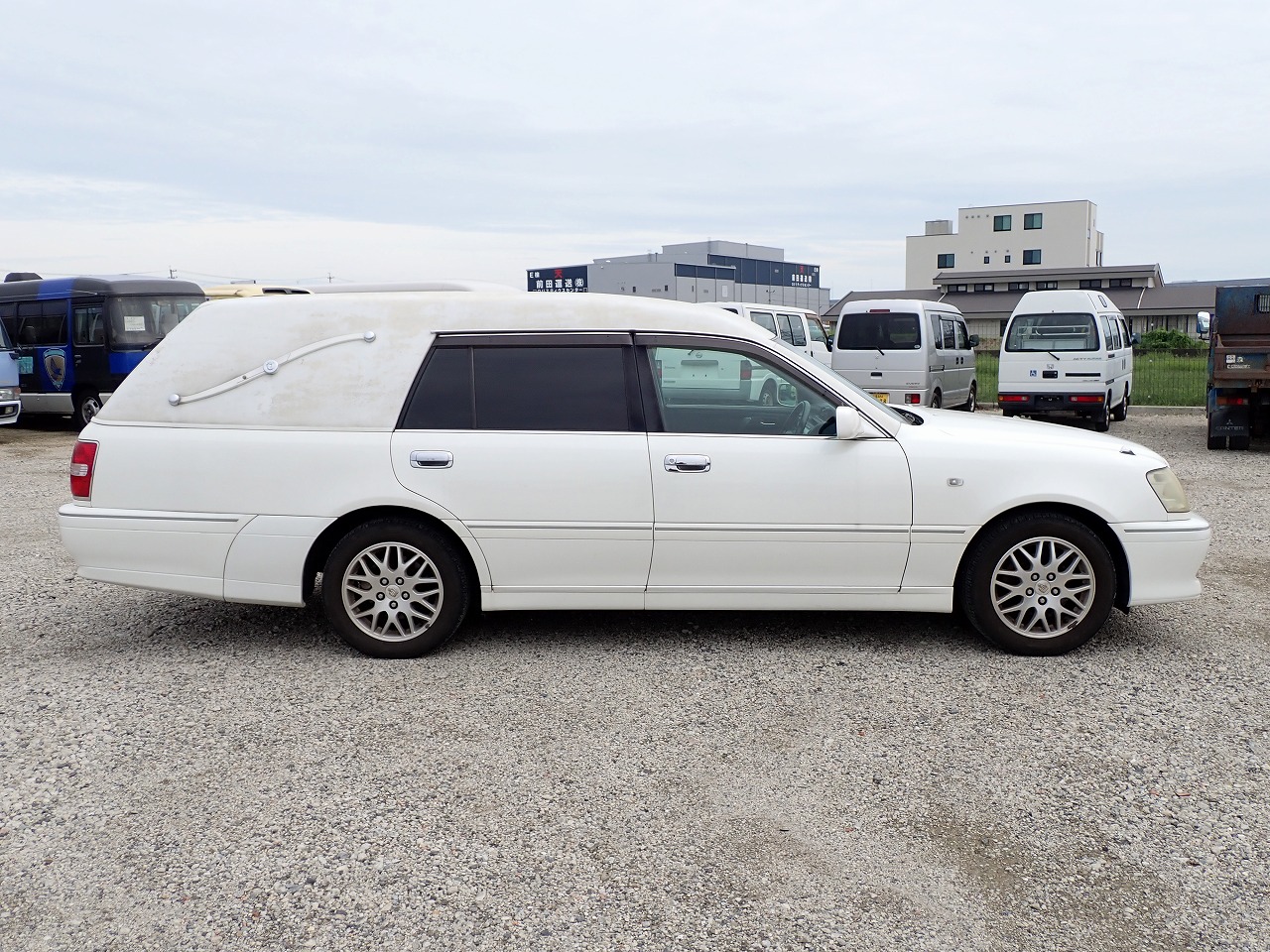 TOYOTA Crown Estate