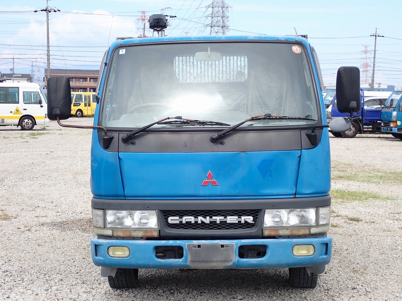 MITSUBISHI Canter