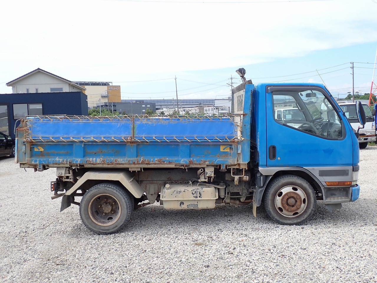 MITSUBISHI Canter