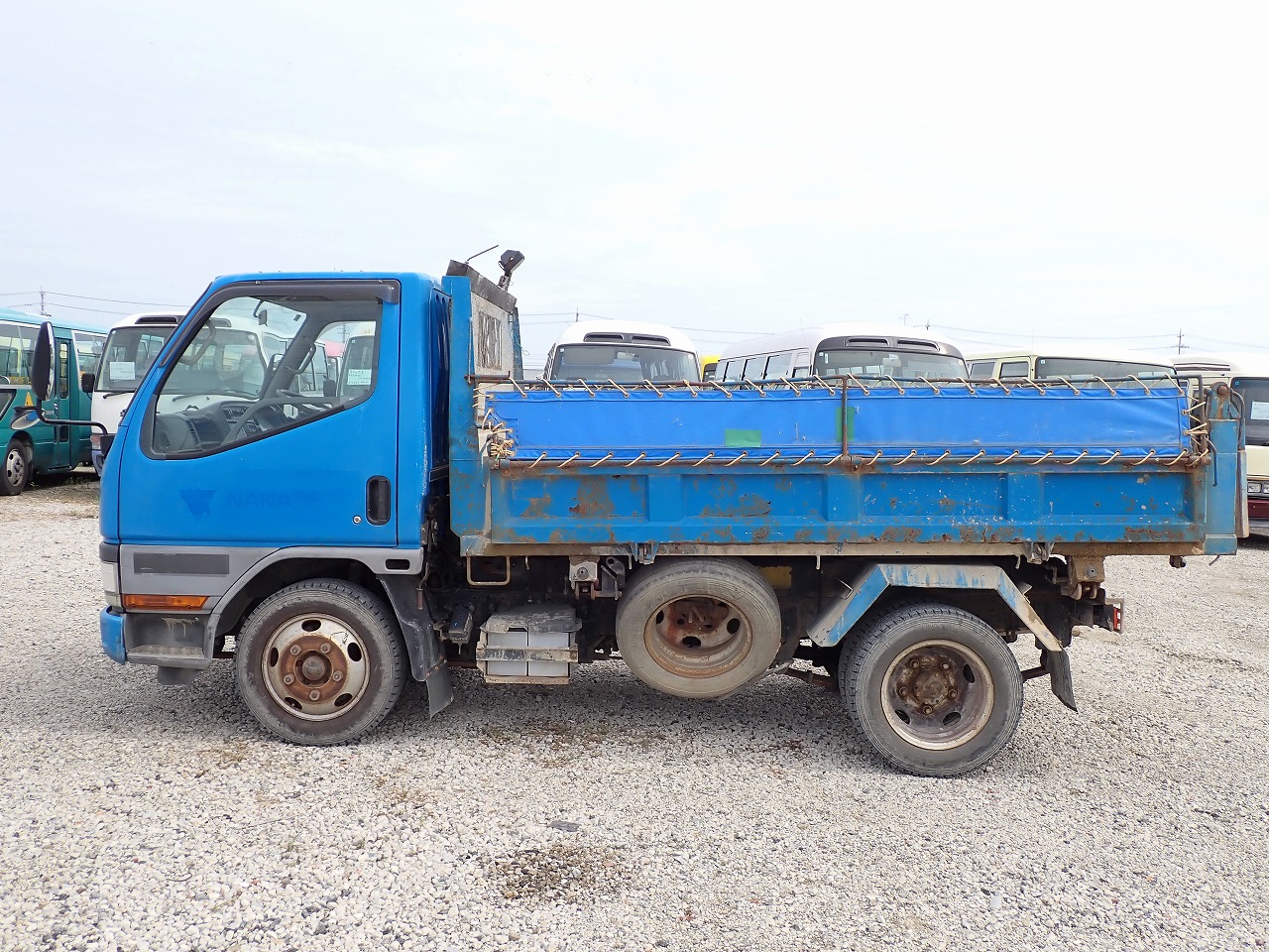 MITSUBISHI Canter