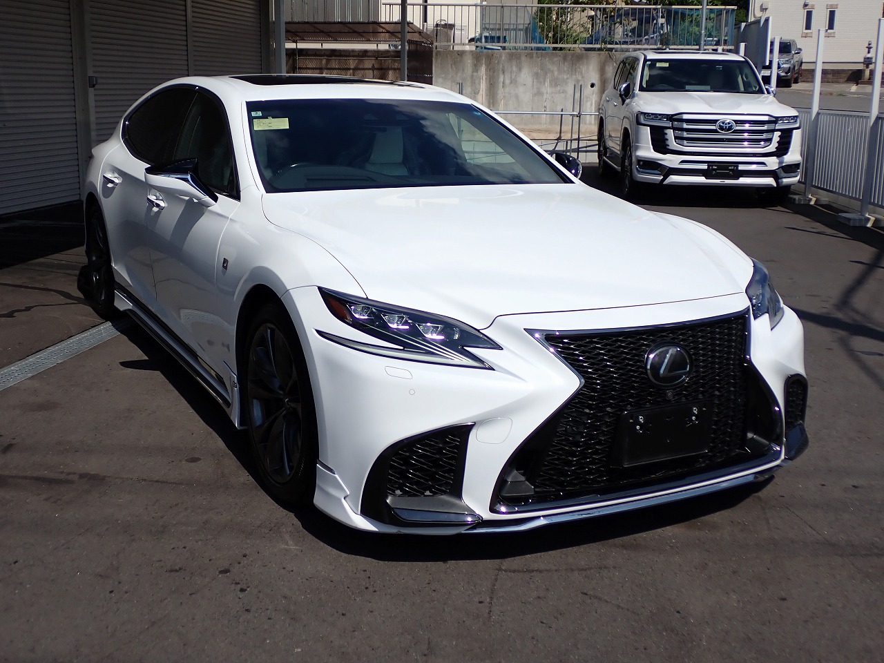 LEXUS LS