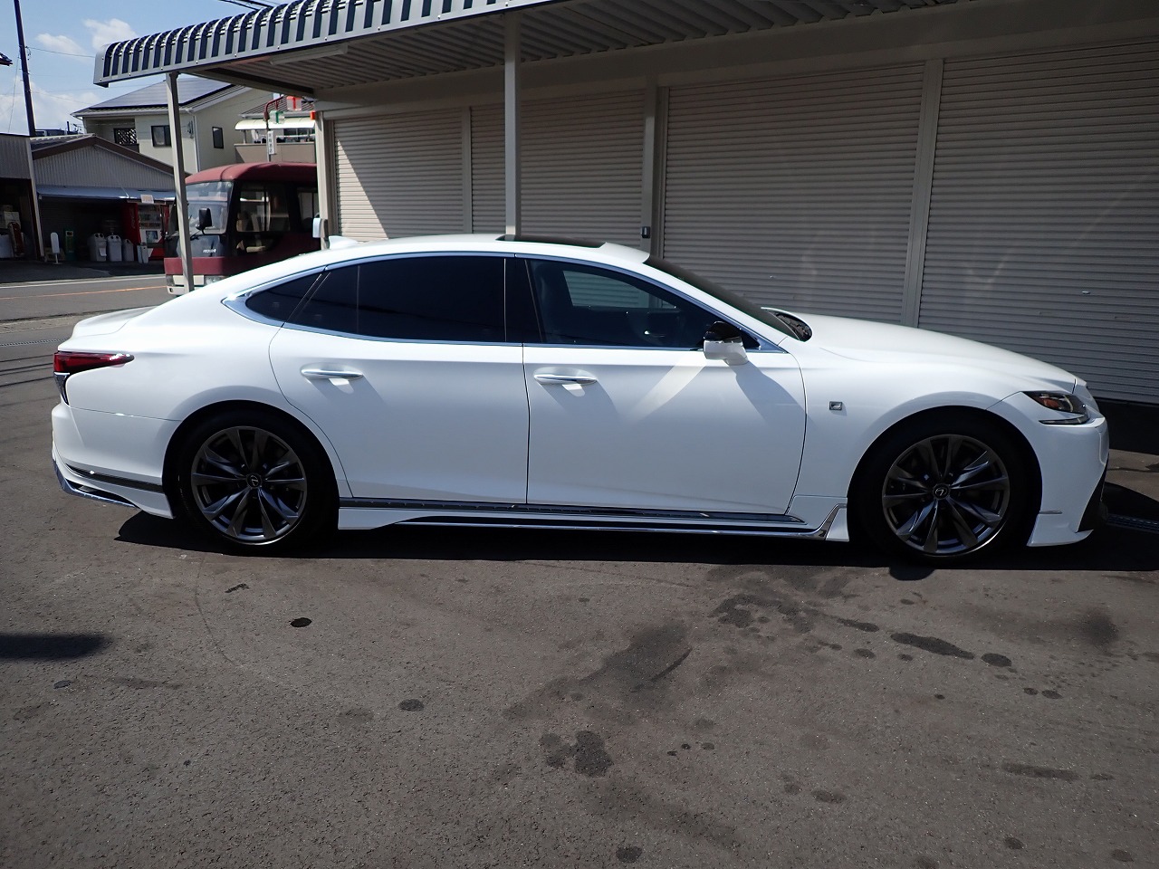 LEXUS LS