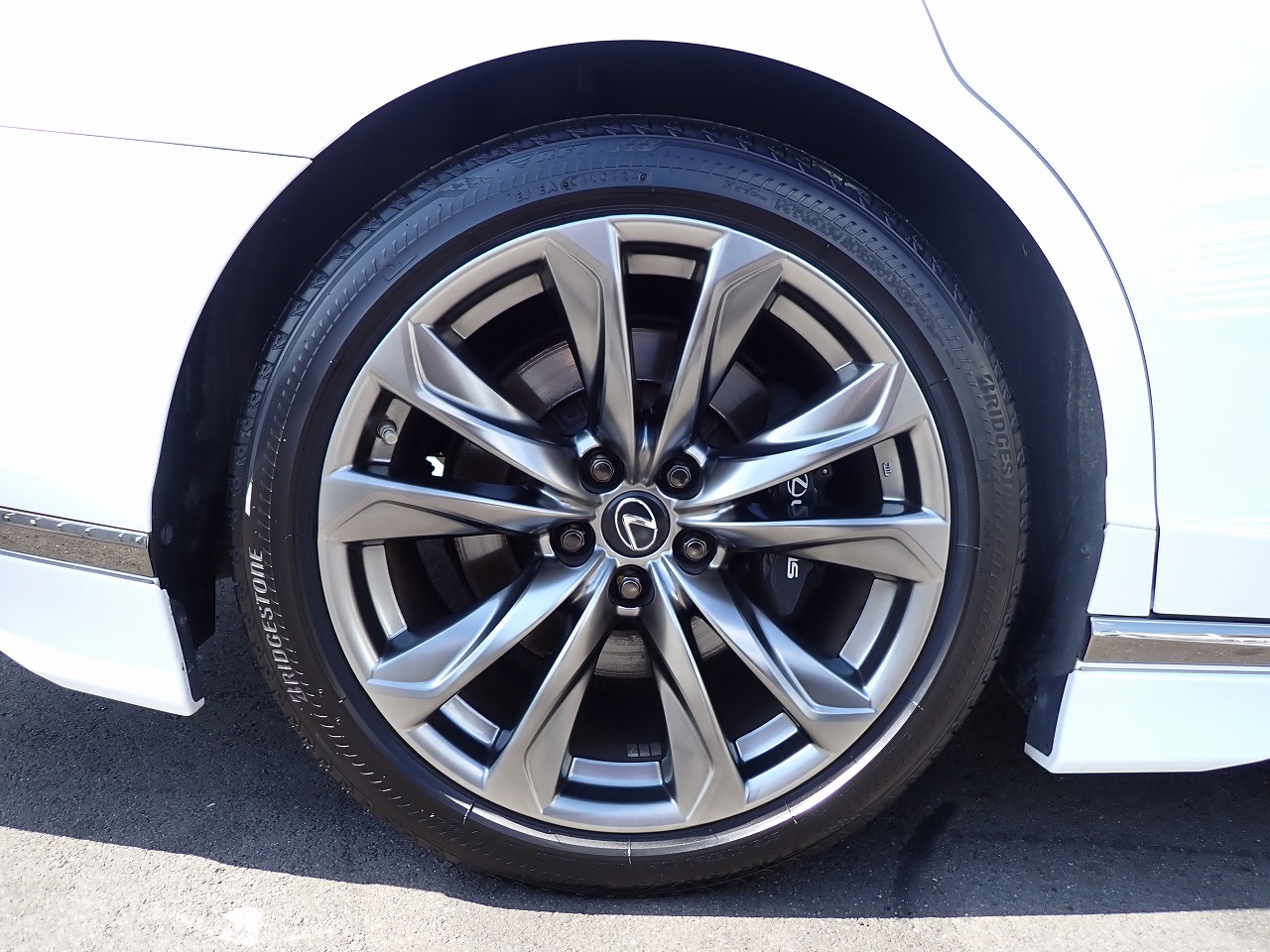 LEXUS LS