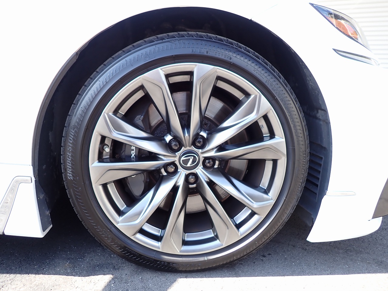 LEXUS LS