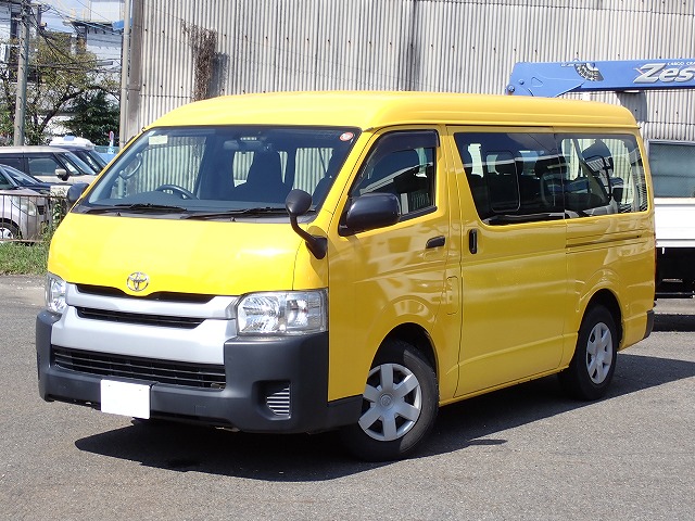 TOYOTA Hiace Wagon