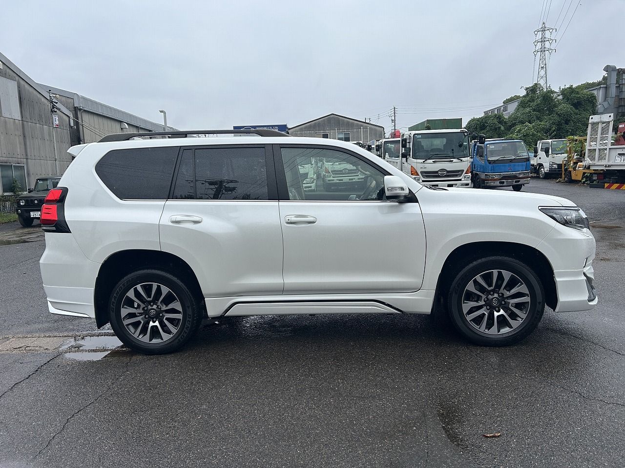 TOYOTA Land Cruiser Prado