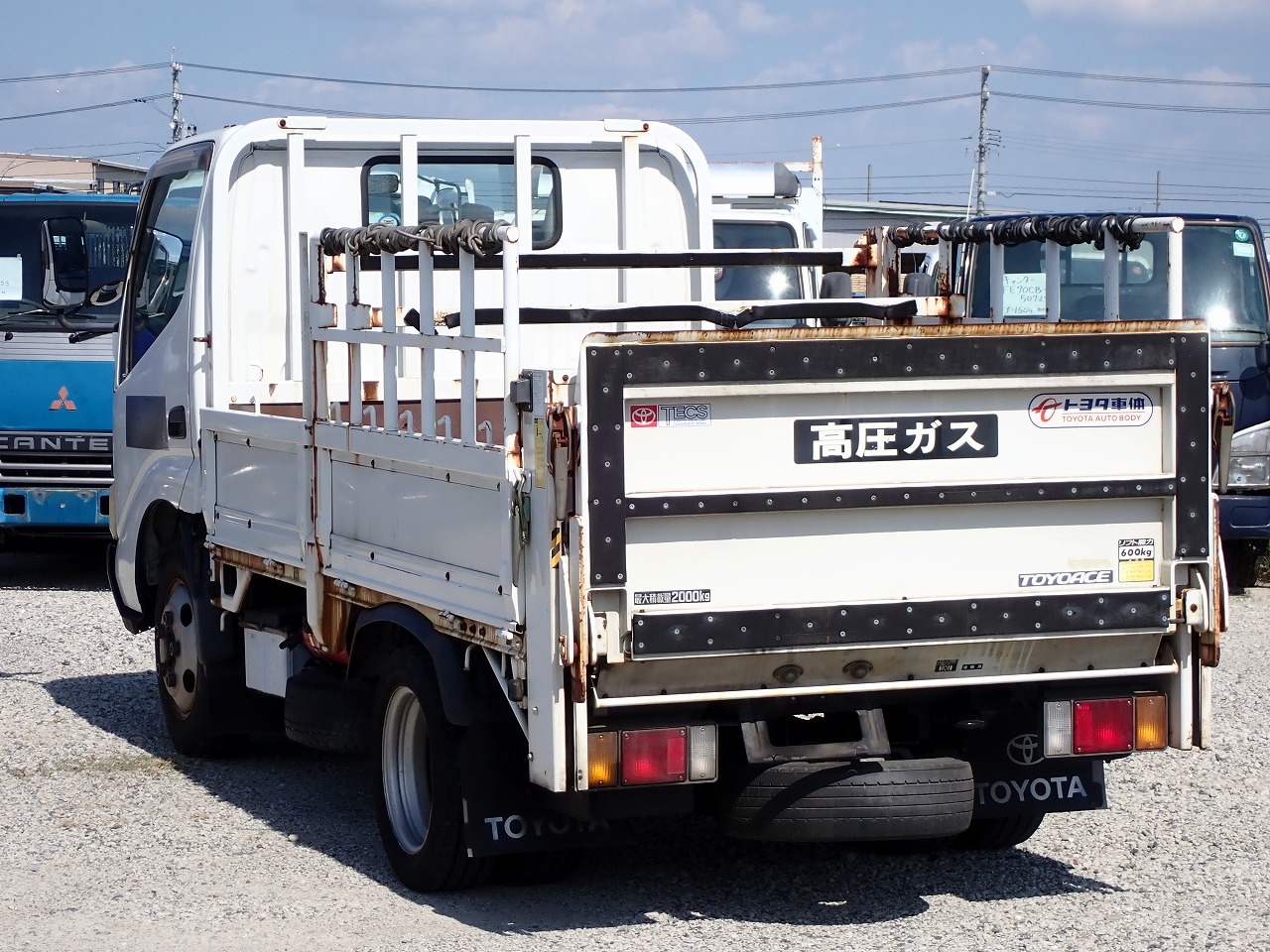 TOYOTA Toyoace