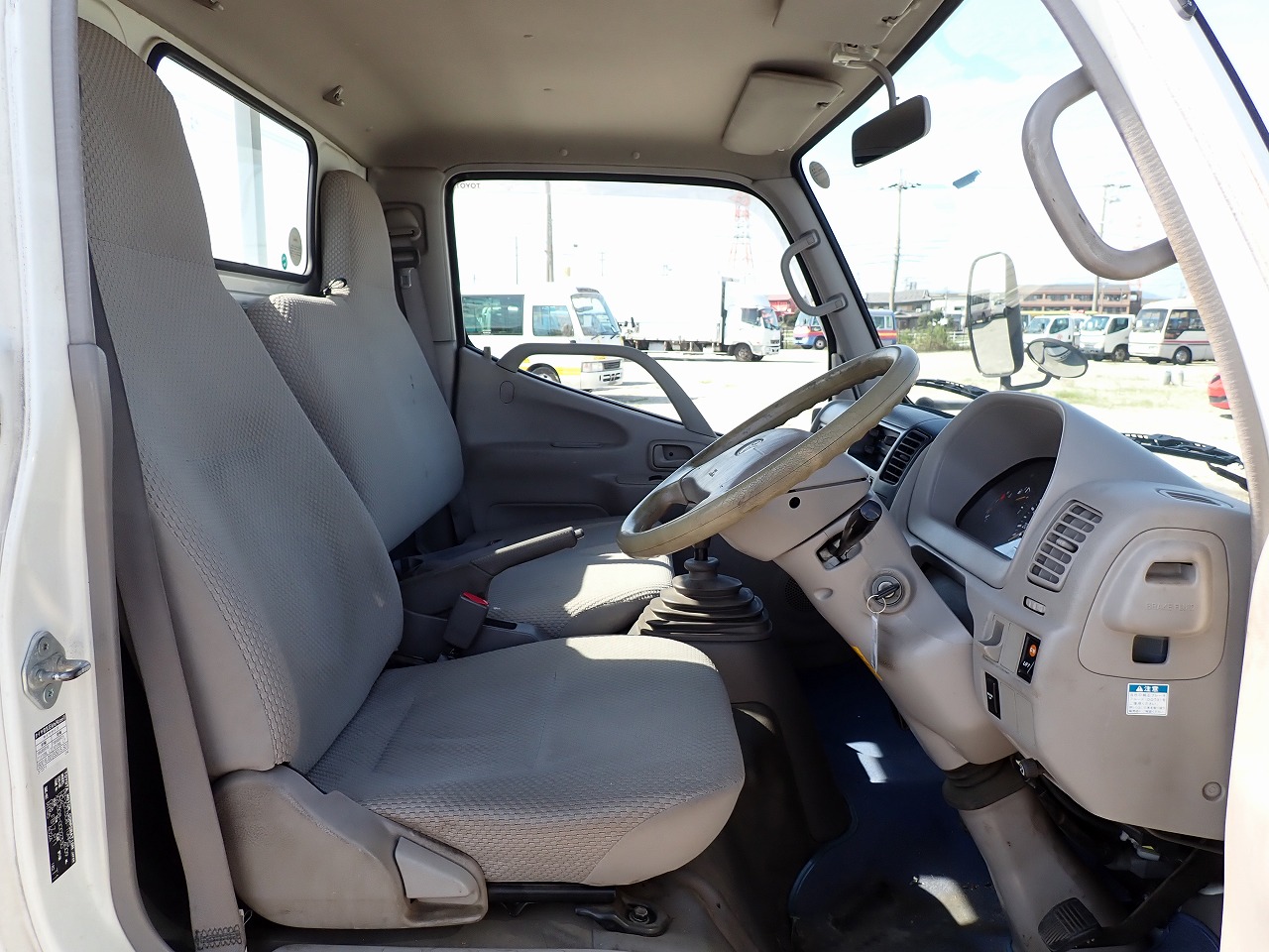 TOYOTA Toyoace
