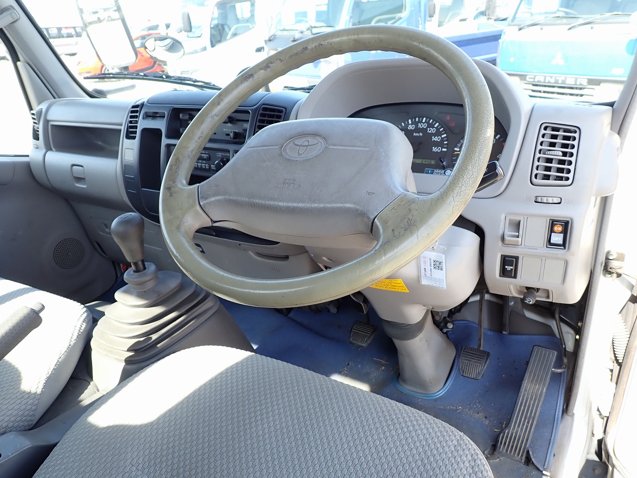 TOYOTA Toyoace