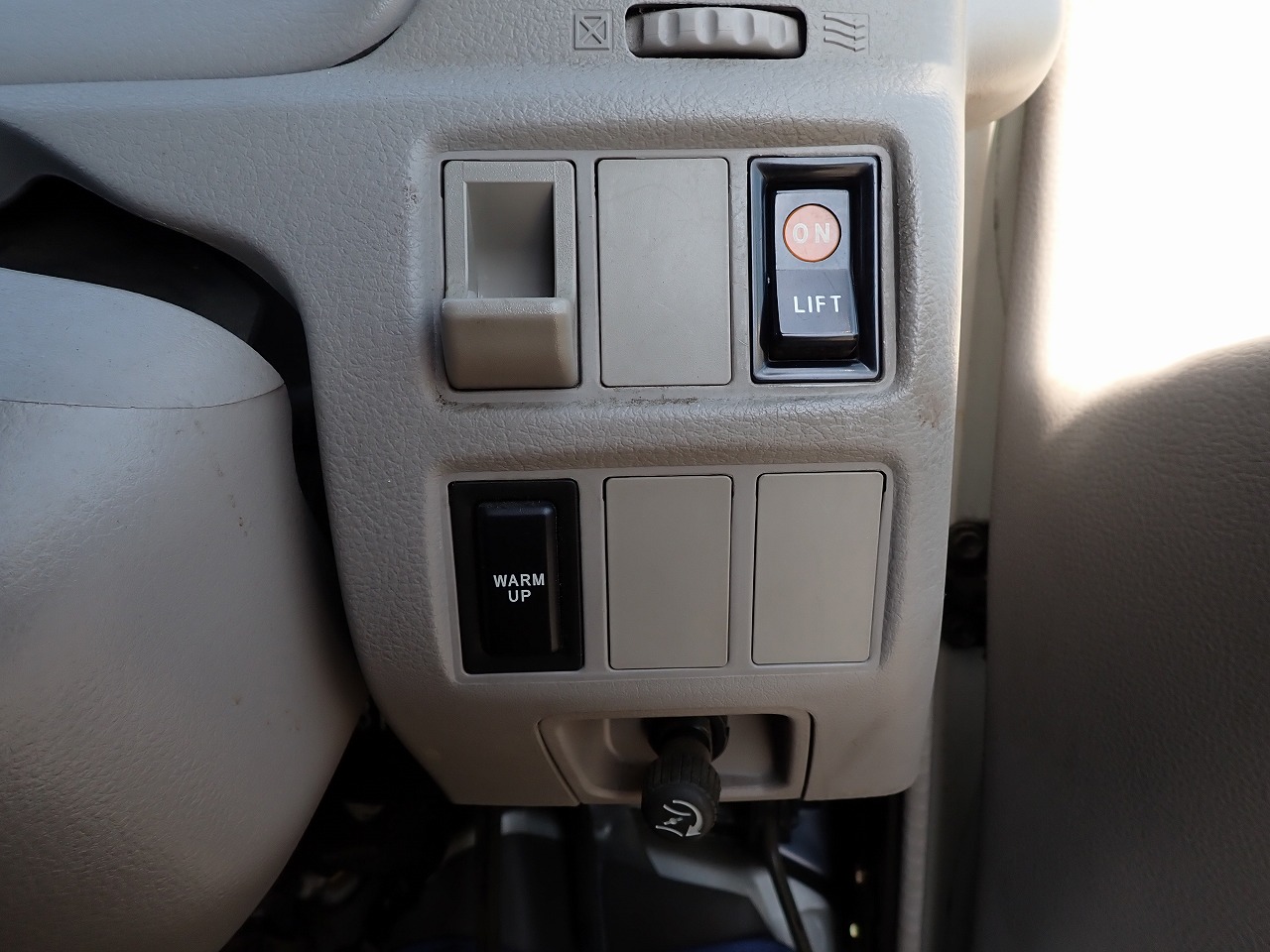 TOYOTA Toyoace
