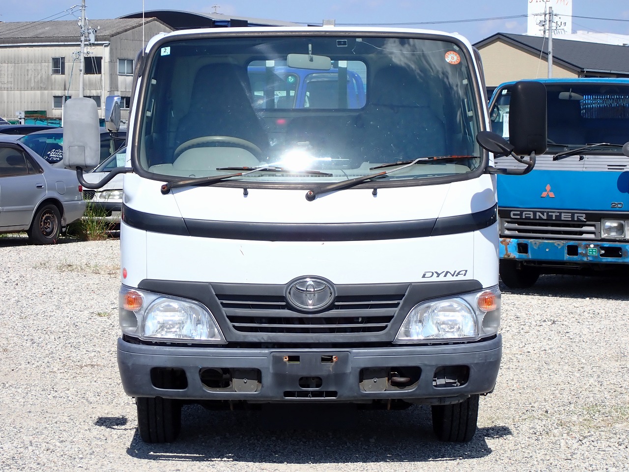 TOYOTA Dyna Truck