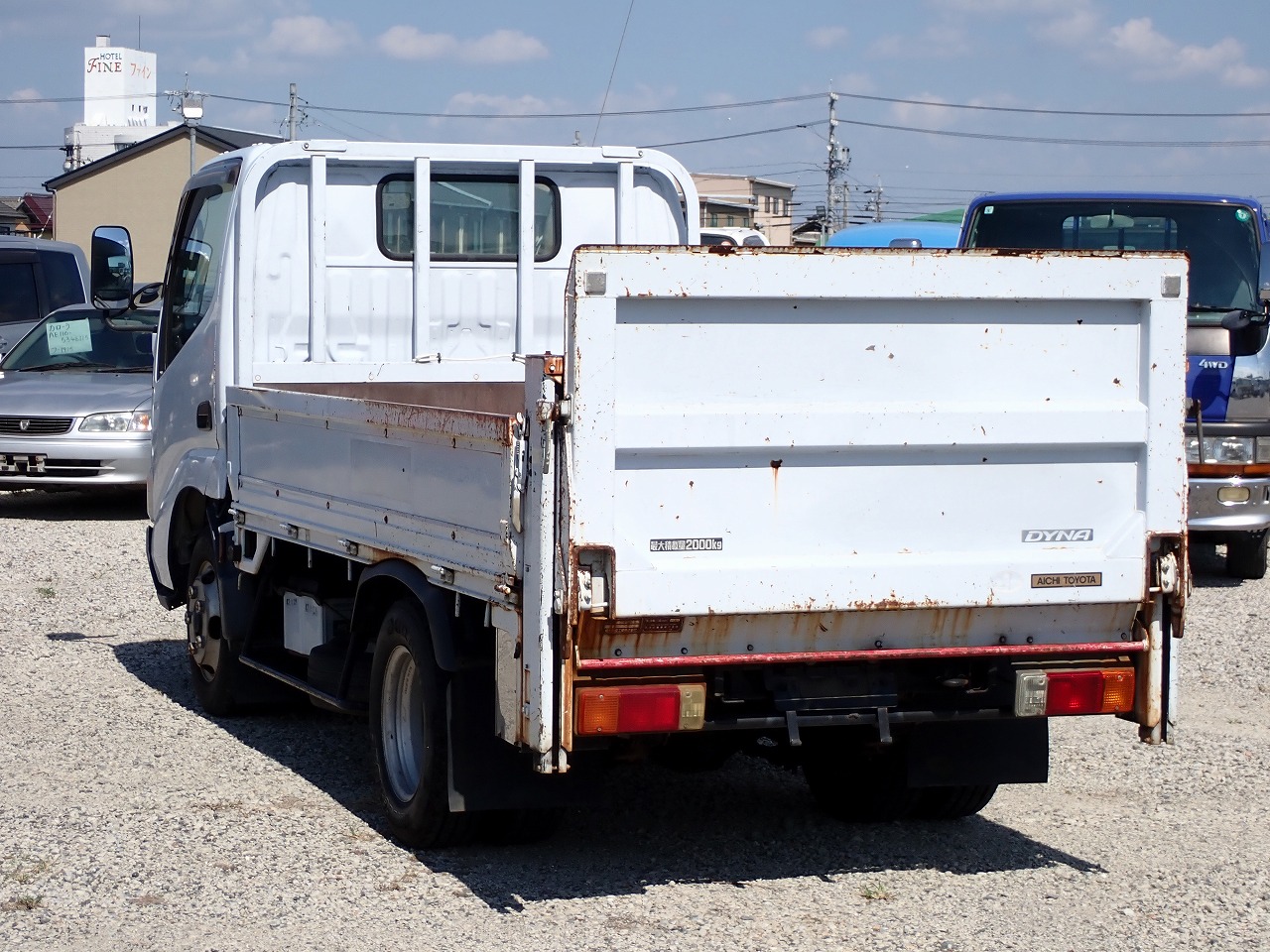 TOYOTA Dyna Truck
