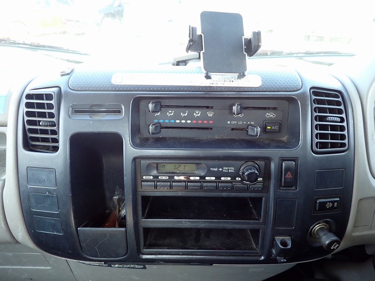 TOYOTA Dyna Truck