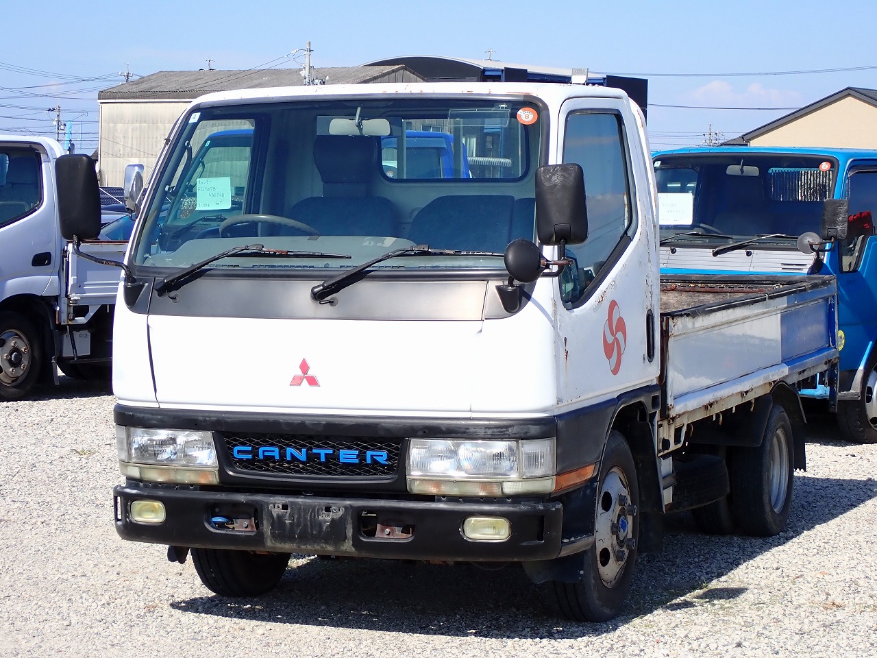 MITSUBISHI Canter