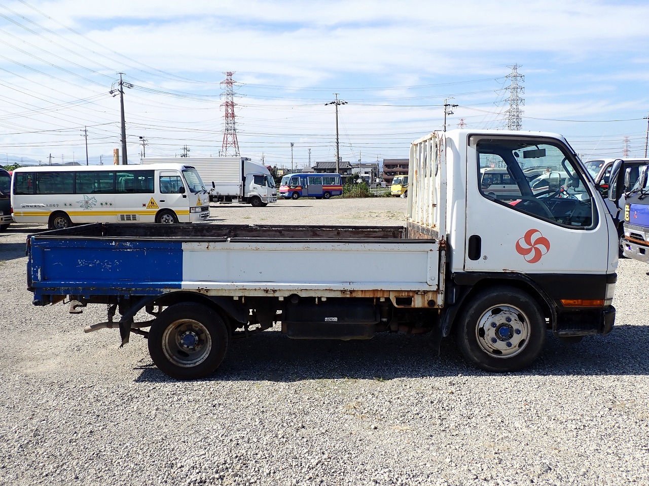 MITSUBISHI Canter