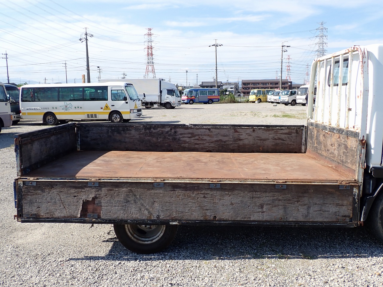 MITSUBISHI Canter