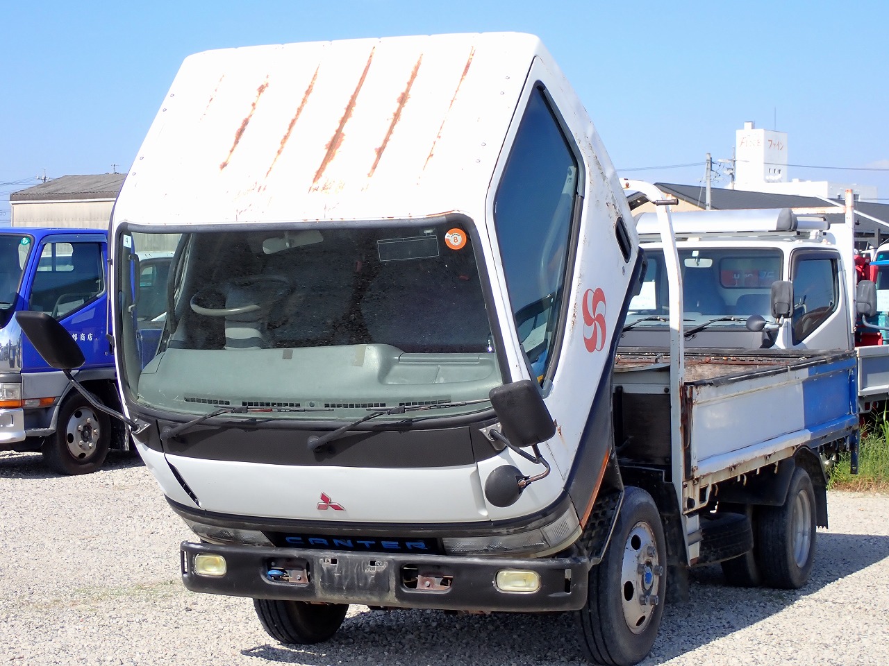 MITSUBISHI Canter
