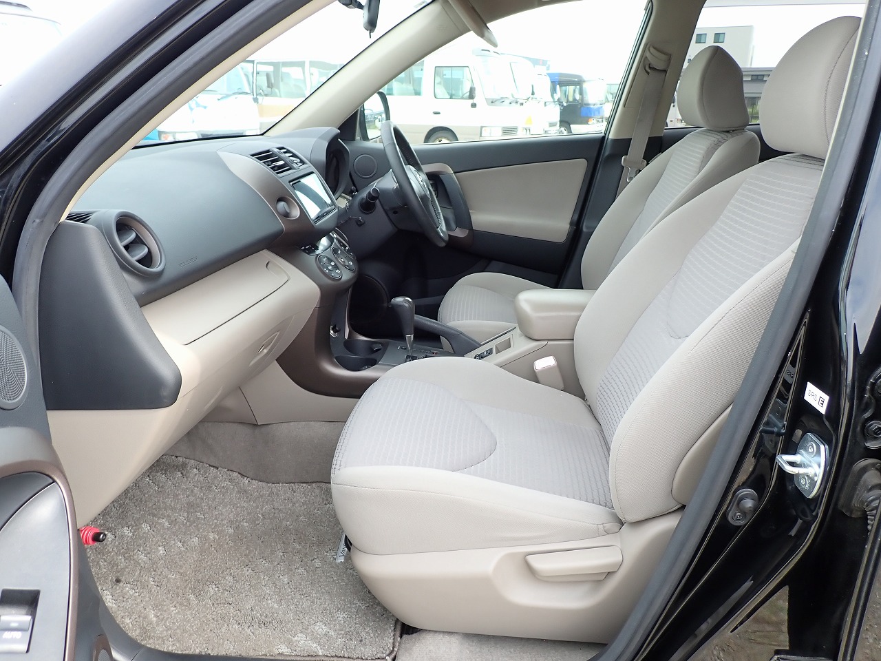 TOYOTA Vanguard