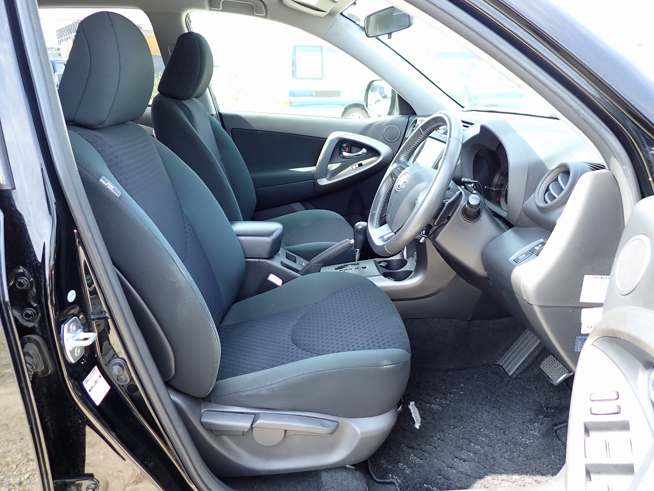 TOYOTA Vanguard