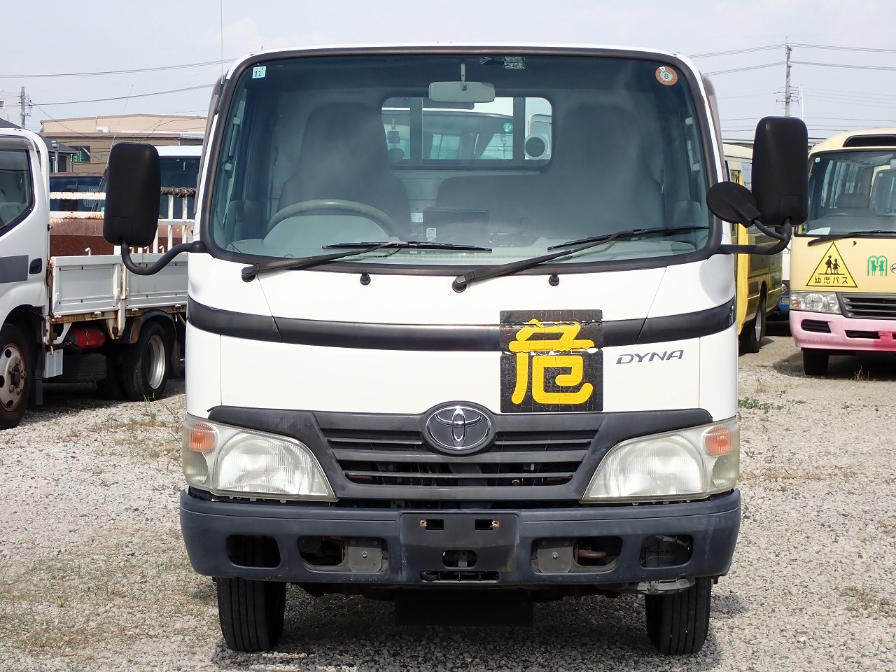 TOYOTA Dyna Truck