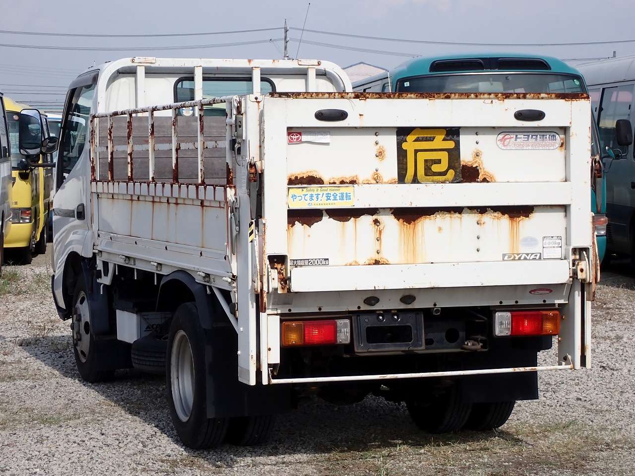 TOYOTA Dyna Truck