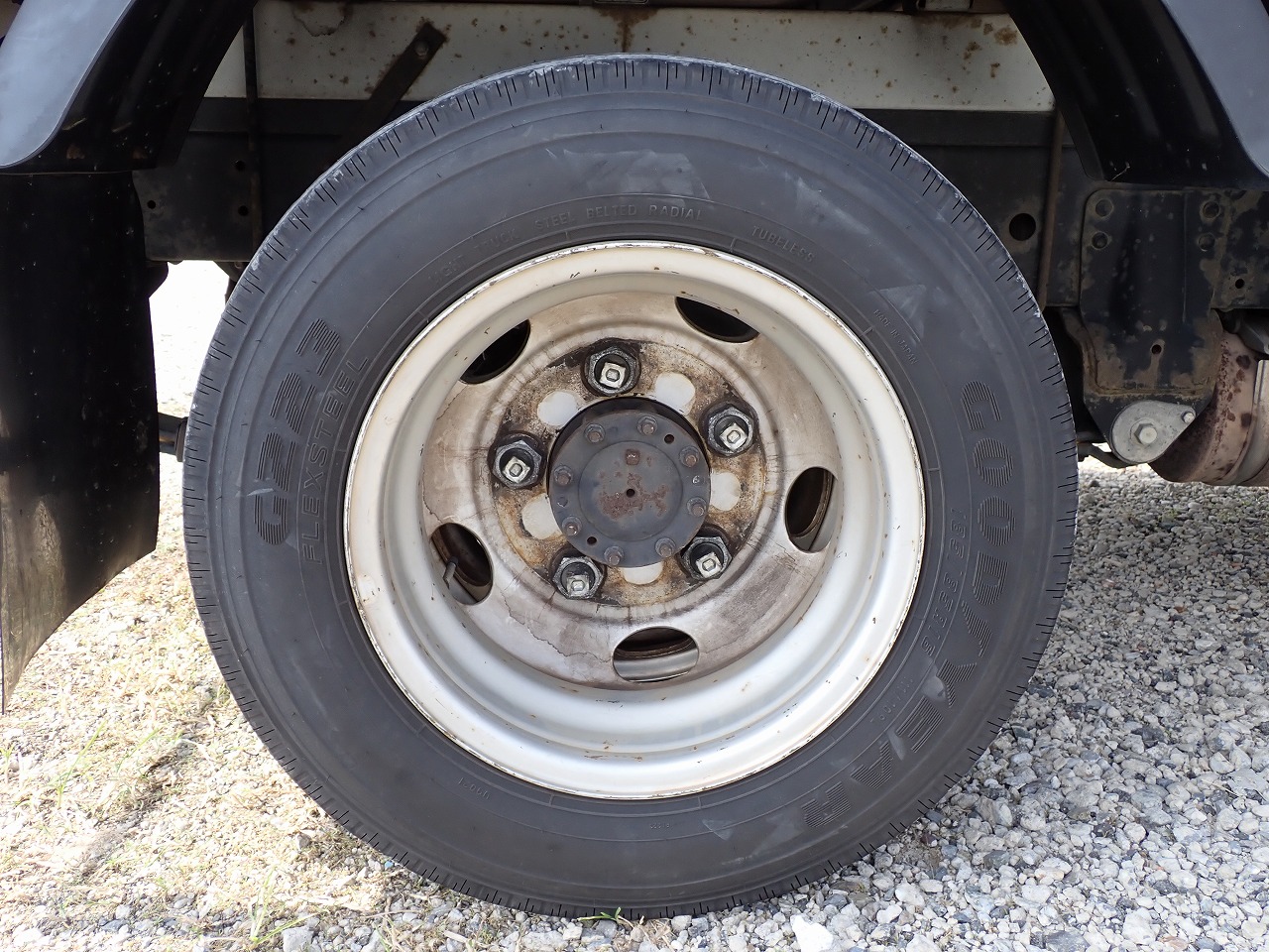 TOYOTA Dyna Truck