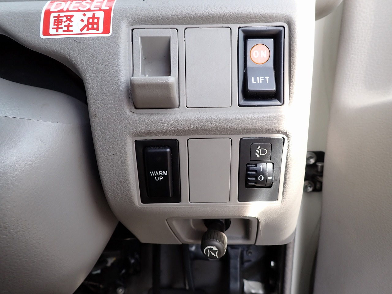 TOYOTA Dyna Truck