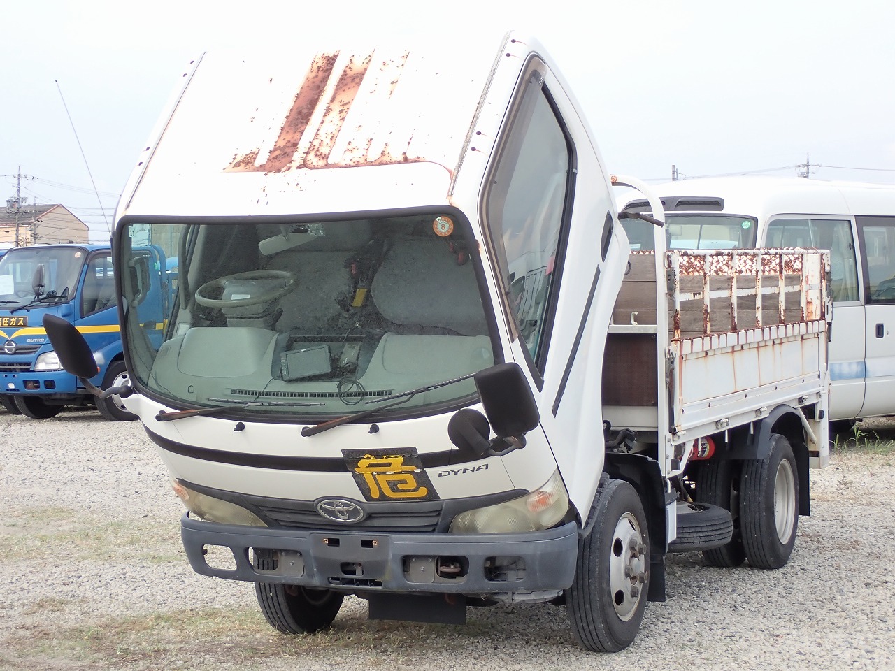 TOYOTA Dyna Truck