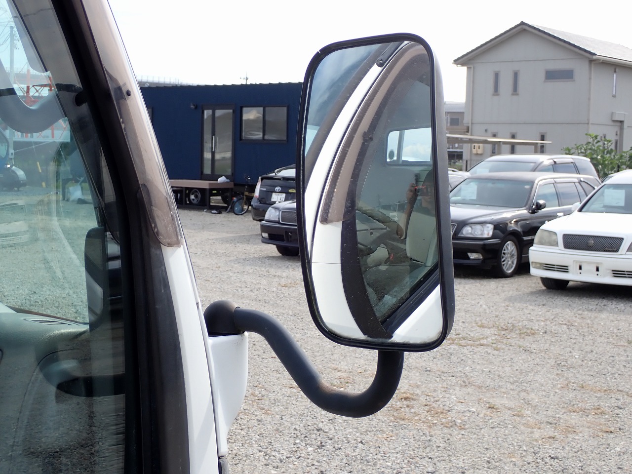 TOYOTA Dyna Truck