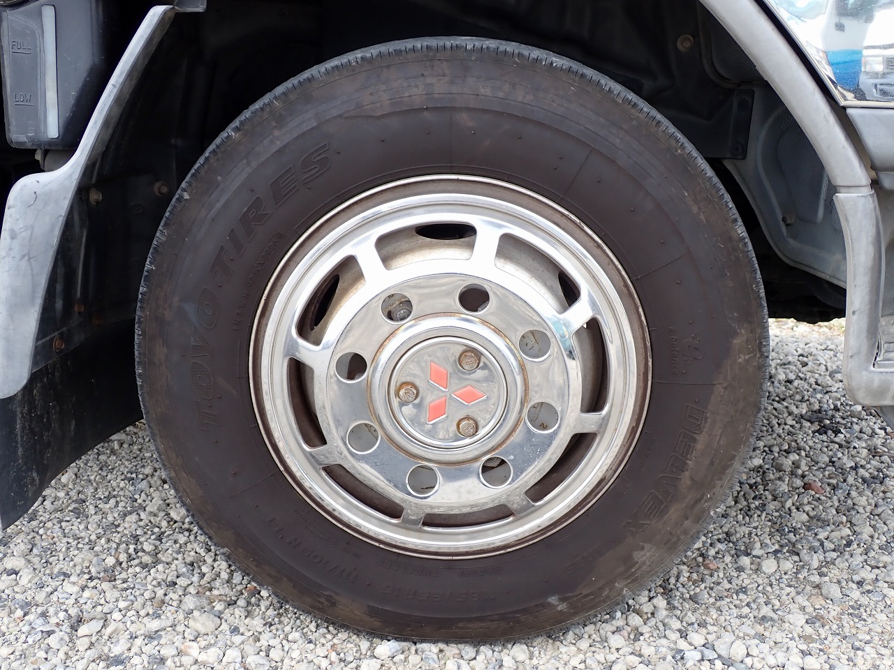 MITSUBISHI Canter