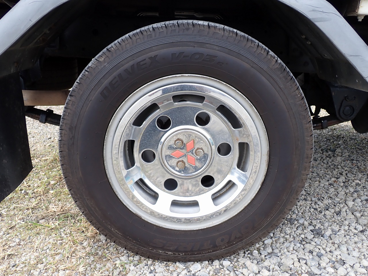 MITSUBISHI Canter