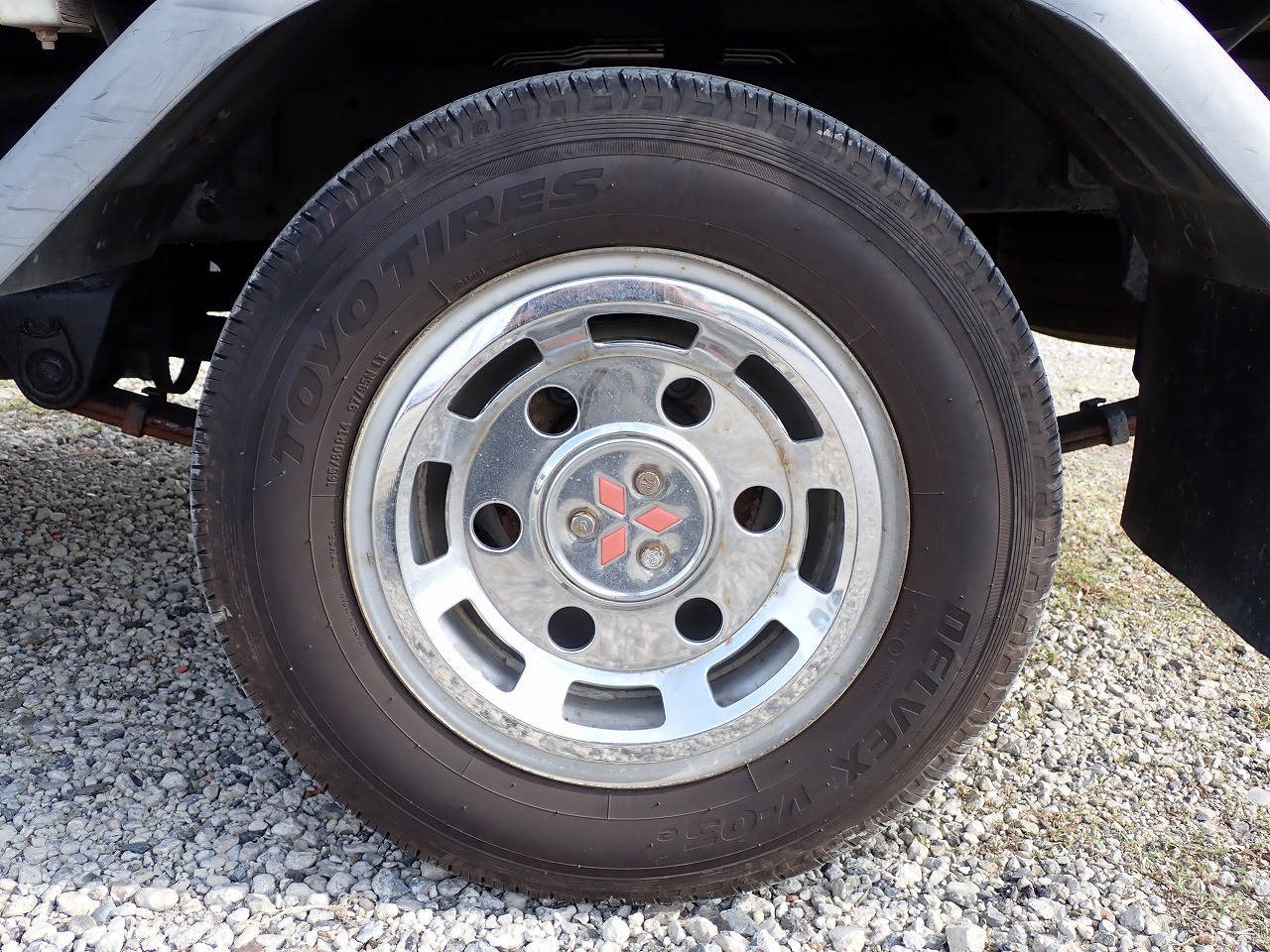 MITSUBISHI Canter