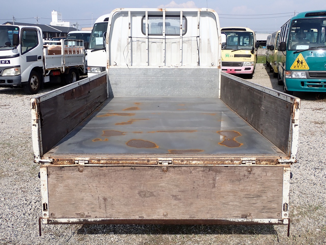 MITSUBISHI Canter