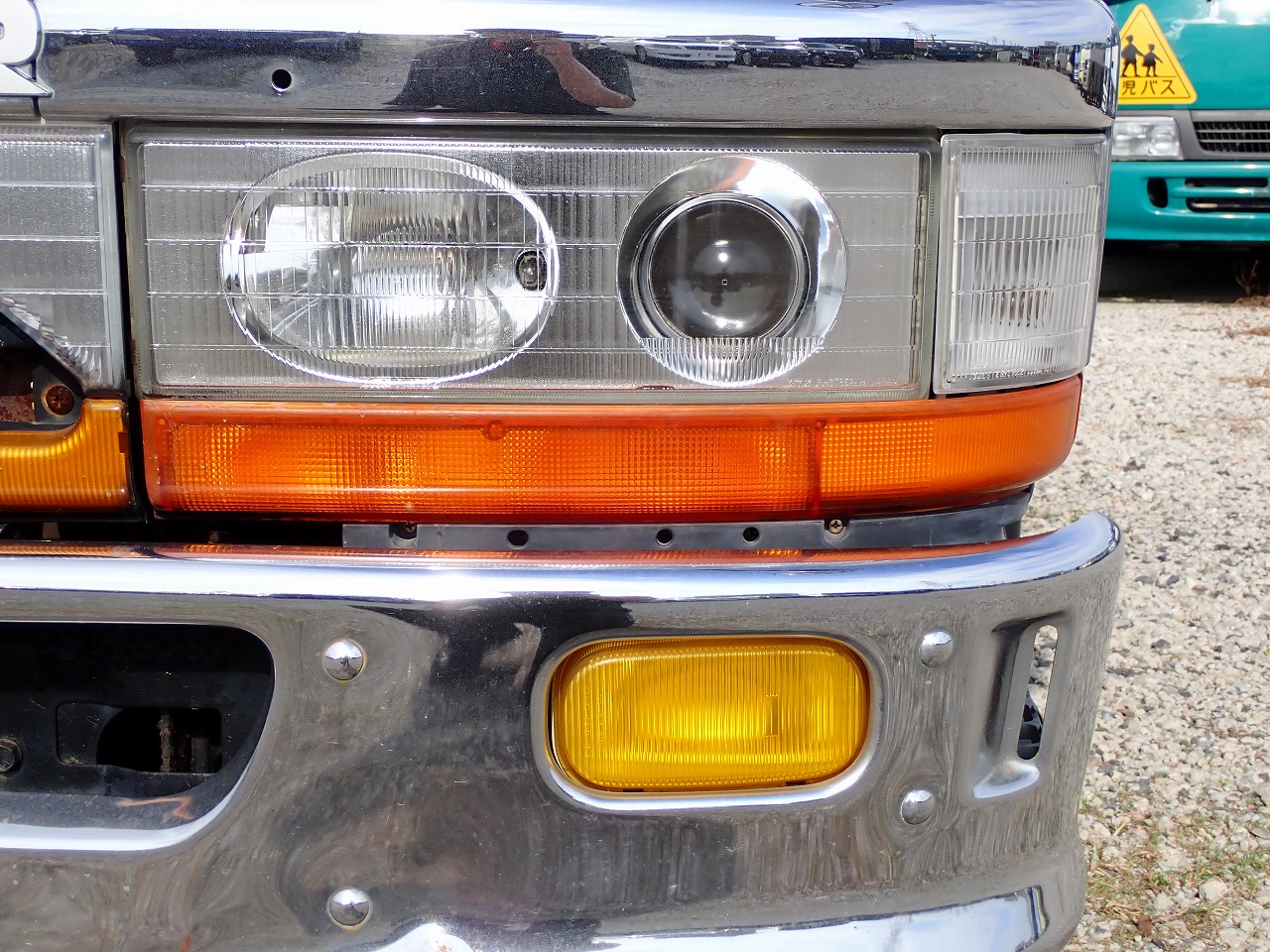 MITSUBISHI Canter