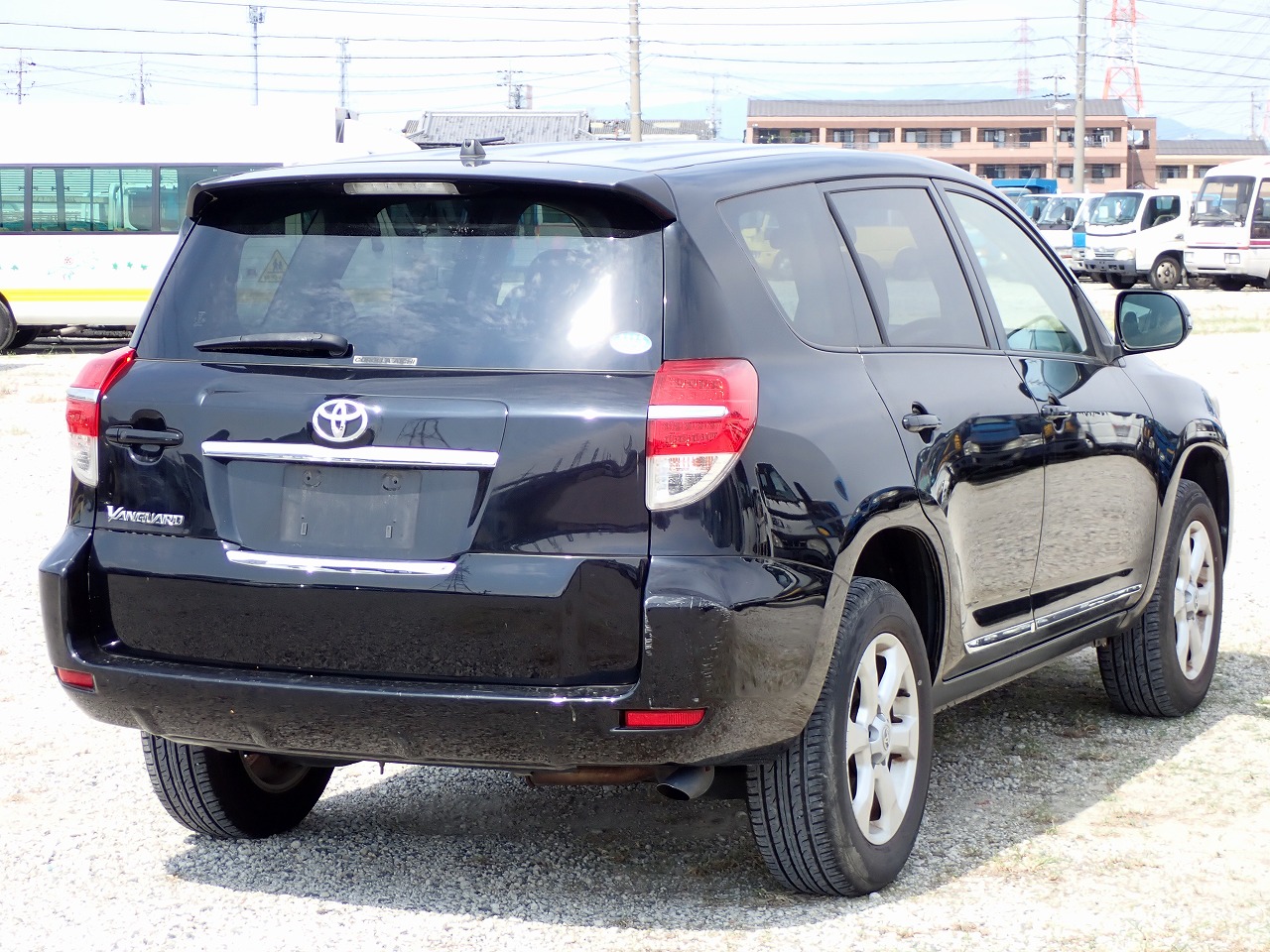 TOYOTA Vanguard